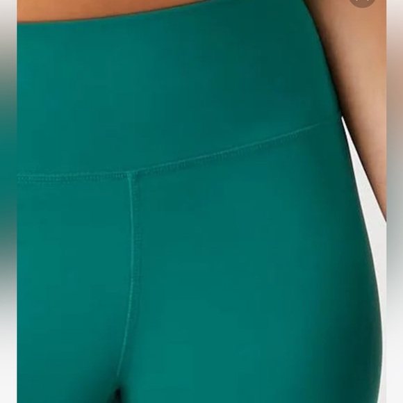 PINK VS 6” Soft Ultimate High Waist Biker Shorts In Dynasty Green Medium - Picture 2 of 12